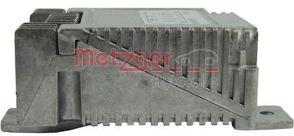 Controlo, ventilador elétrico, arrefecimento do motor METZGER 0917036