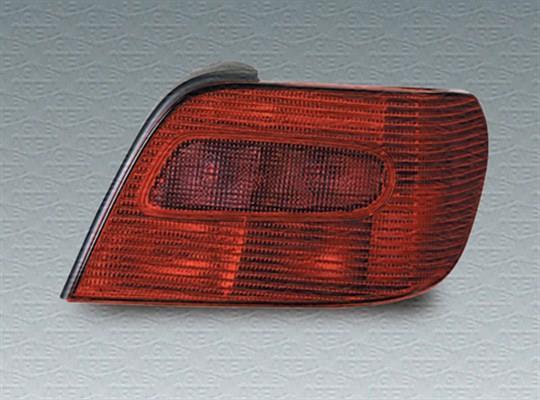 Feu arrière (Phare arrière) MAGNETI MARELLI 714025500801
