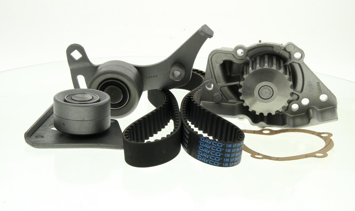 Pompe à eau + kit de courroie de distribution Lucas LKP005
