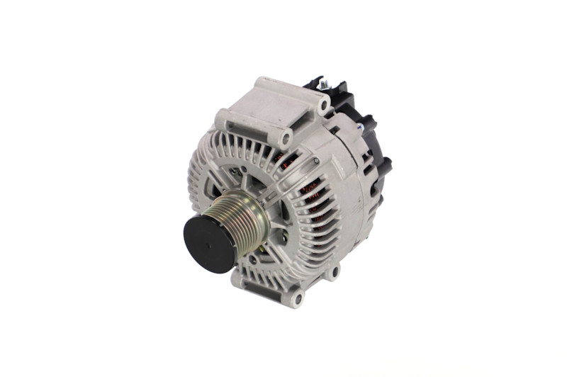 Alternador REMANTE ref. 011-003-000961R
