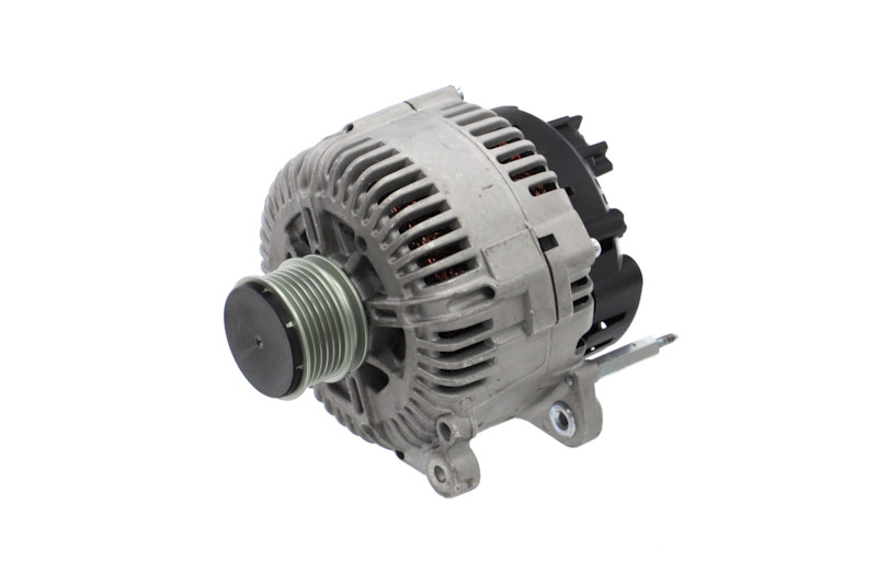 Alternador REMANTE ref. 011-003-000030R