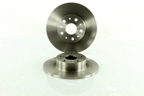 Disques de frein BREMBO 08.6768.10