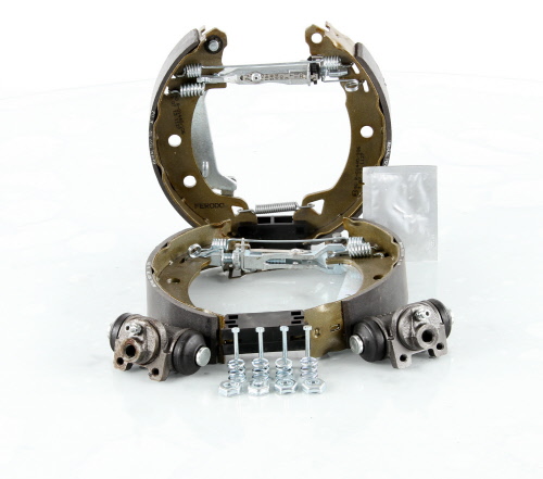 Kit Ressort Frein à Tambour Arrière Pour Chevrolet Camaro / Pontiac Firebird 1967-1997 (kit De Montage De Frein à Tambour Chevrolet Camaro, Pontiac Firebird 1967 - 1997)