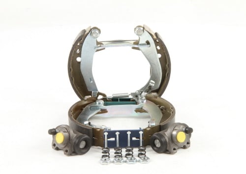 Kit Ganasce Freno Brembo K 23 046 - Posteriore Per Freni A Tamburo | Conforme ECE-R90, Diametro 180mm