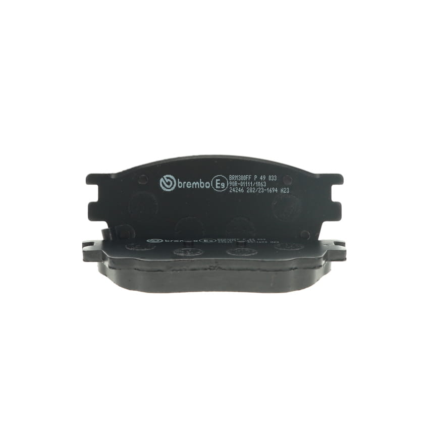 Jeu de 4 plaquettes de frein BREMBO ref. P 49 033