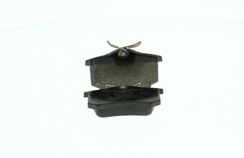 Jeu de 4 plaquettes de frein BREMBO ref. P 68 024