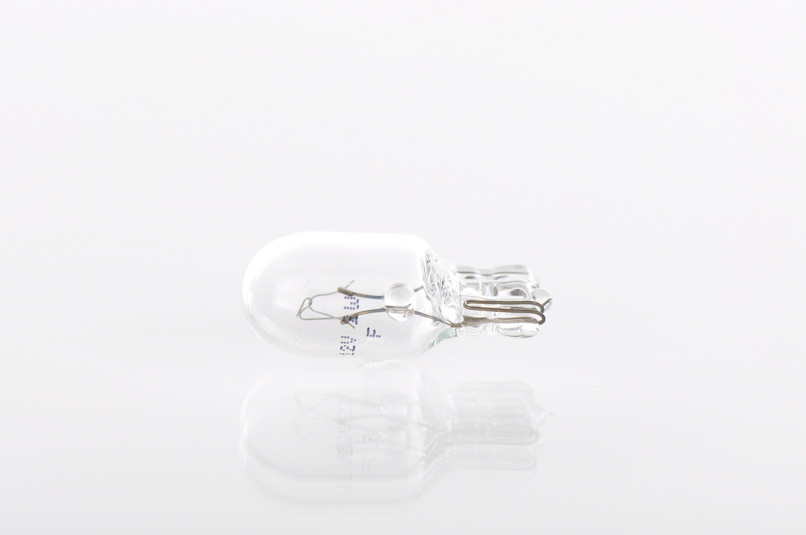 Ampoule BOSCH 10 ✕ W5W Pure Light - 1 987 302 223