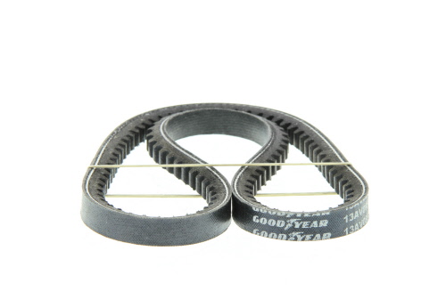 Courroie trapézoïdale à nervures GOODYEAR 13AV0850