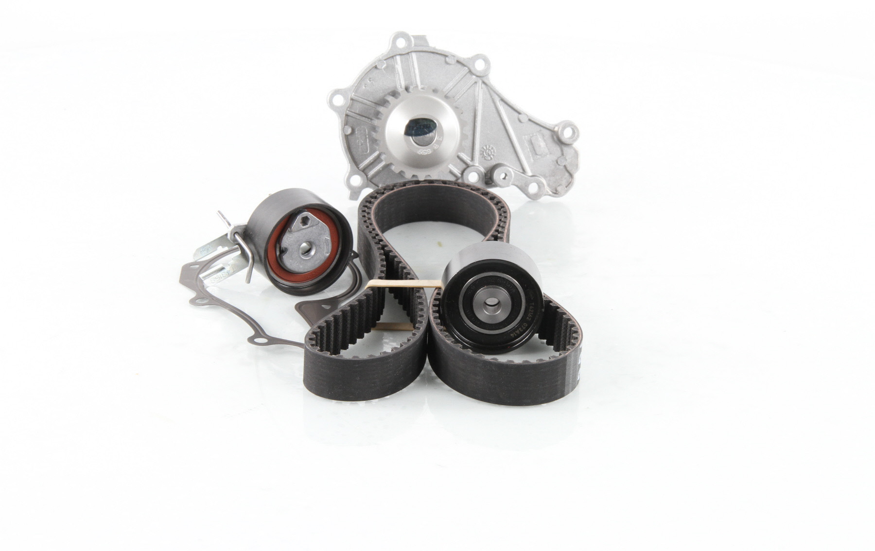 Pompe à eau + kit de courroie de distribution GATES KP15587XS