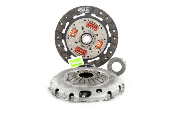 Kit d'embrayage VALEO 826909