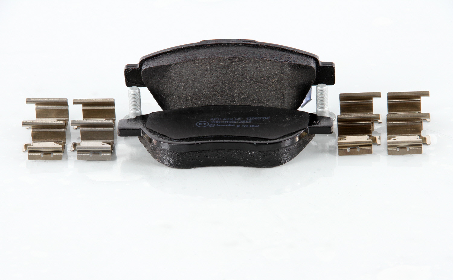 Jeu de 4 plaquettes de frein BREMBO P 59 052