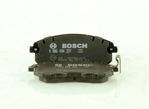 Jeu de 4 plaquettes de frein BOSCH ref. 0 986 494 337
