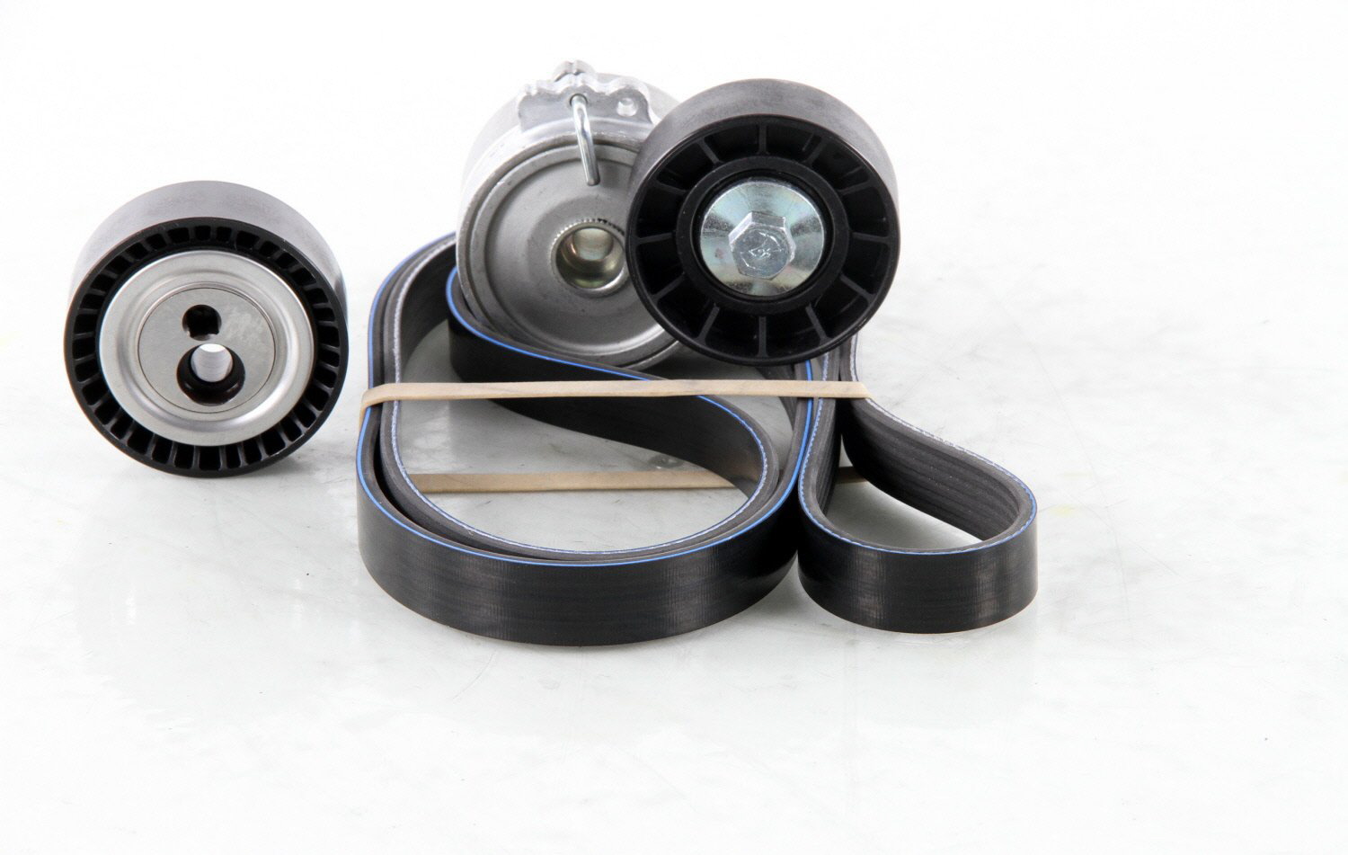 Kit de courroie d'accessoire GATES K056PK1740