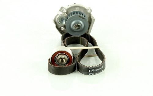 Pompe à eau + kit de courroie de distribution QUINTON HAZELL QBPK7171