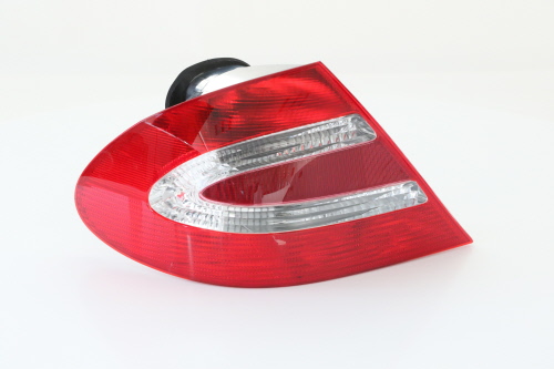 Feu arrière HELLA 2VP 008 326-051