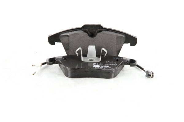 Jeu de 4 plaquettes de frein HELLA ref. 8DB 355 013-731