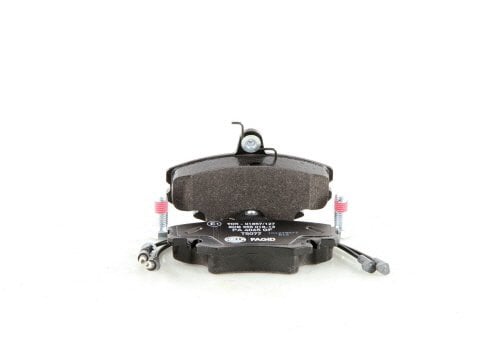 Jeu de 4 plaquettes de frein HELLA ref. 8DB 355 018-131