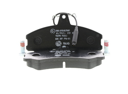 Jeu de 4 plaquettes de frein HELLA PAGID 8DB 355 006-011