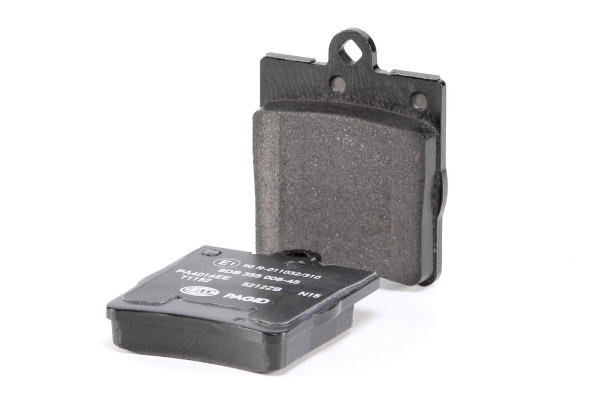 Jeu de 4 plaquettes de frein HELLA PAGID 8DB 355 008-451