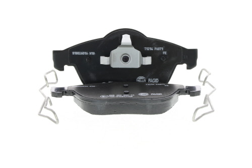 Jeu de 4 plaquettes de frein HELLA PAGID 8DB 355 009-111