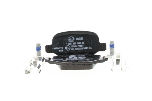 Jeu de 4 plaquettes de frein HELLA PAGID 8DB 355 009-551