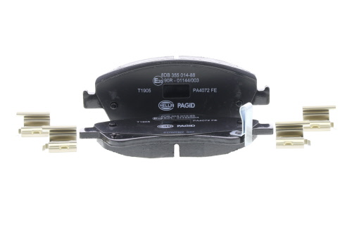 Jeu de 4 plaquettes de frein HELLA PAGID 8DB 355 014-881