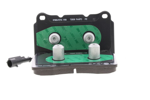 Jeu de 4 plaquettes de frein HELLA PAGID 8DB 355 015-681