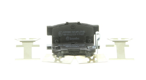 Jogo de 4 pastilhas de travão BREMBO ref. P 79 027