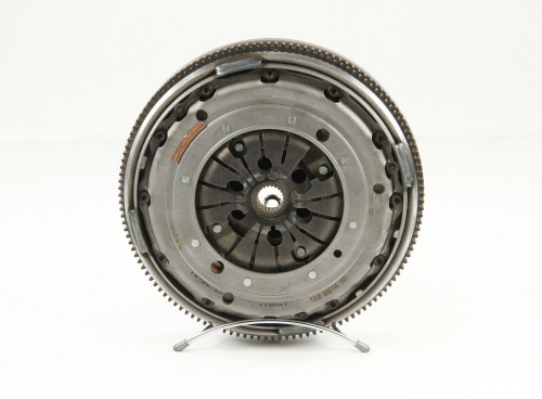 Kit d’embrayage + Volant moteur LUK 417 0010 10