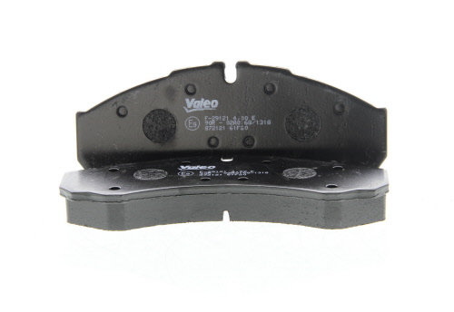 Jeu de 4 plaquettes de frein VALEO 872121