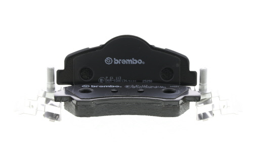Brembo Set Pastiglie Freno Posteriori P 30 112, 4 Pezzi, Per Auto, Con Accessori E Indicatore Usura