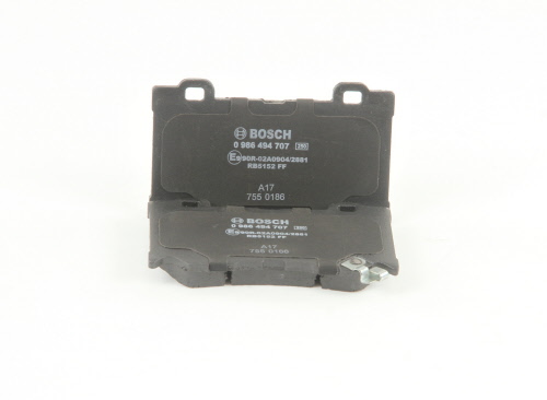 Jeu de 4 plaquettes de frein BOSCH ref. 0 986 494 707
