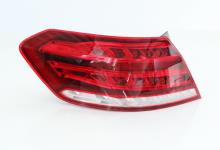 Feu Arriere Mercedes Benz Classe E Au Meilleur Prix Oscaro Com Feu Arriere Mercedes Benz Classe E Au Meilleur Prix Oscaro Com