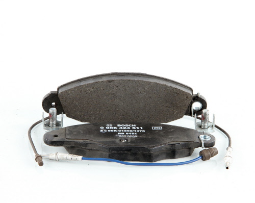 Jeu de 4 plaquettes de frein BOSCH 0 986 424 511