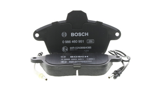 Jeu de 4 plaquettes de frein BOSCH ref. 0 986 460 951