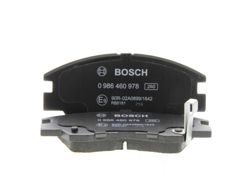 Jeu de 4 plaquettes de frein BOSCH ref. 0 986 460 978