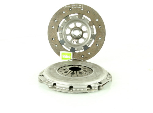 Kit d'embrayage VALEO 821061