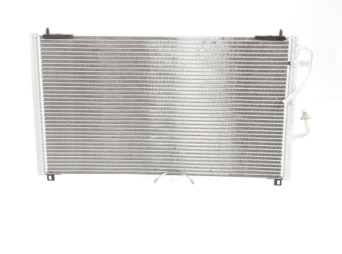 Condenseur, climatisation (Radiateur de climatisation) HELLA 8FC 351 036-171