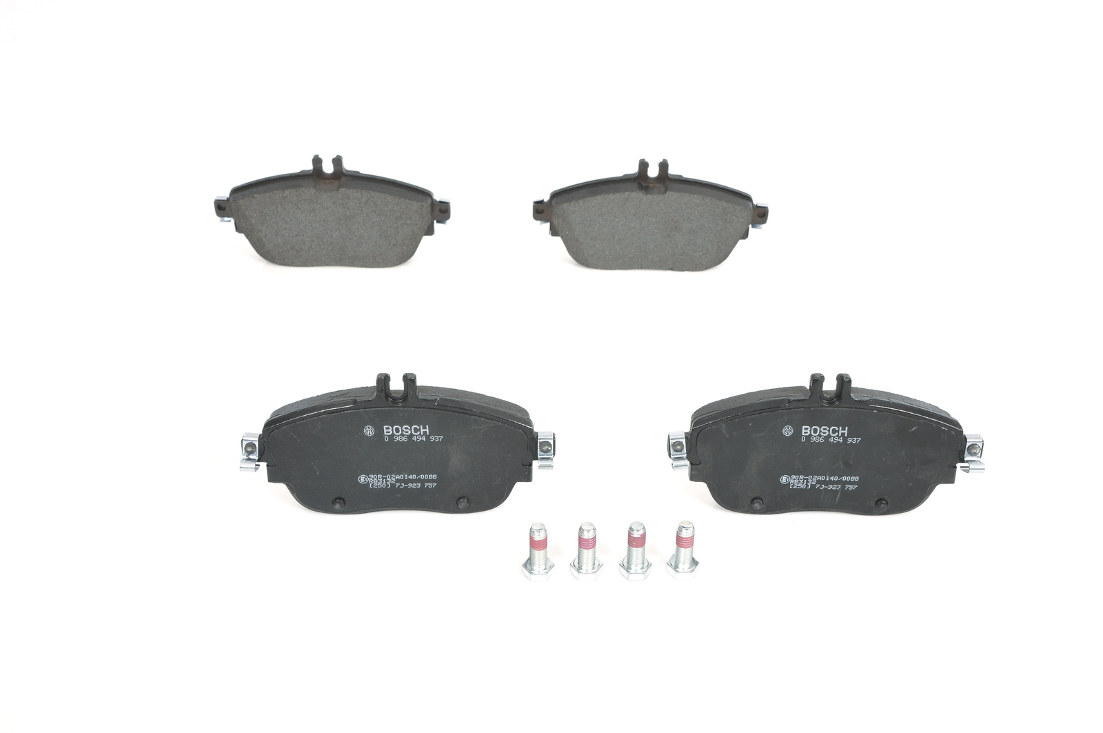 Jeu de 4 plaquettes de frein BOSCH ref. 0 986 494 937