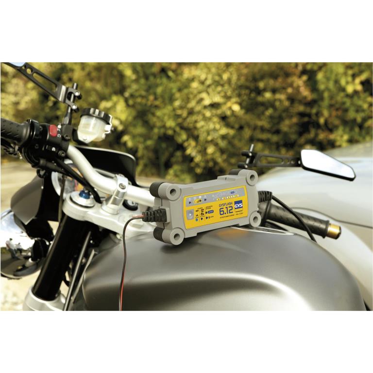 Chargeur de batterie de voiture ((de 6 à 12 V, et câbles)) GYS GYSFLASH 6.12 - ref. 029378