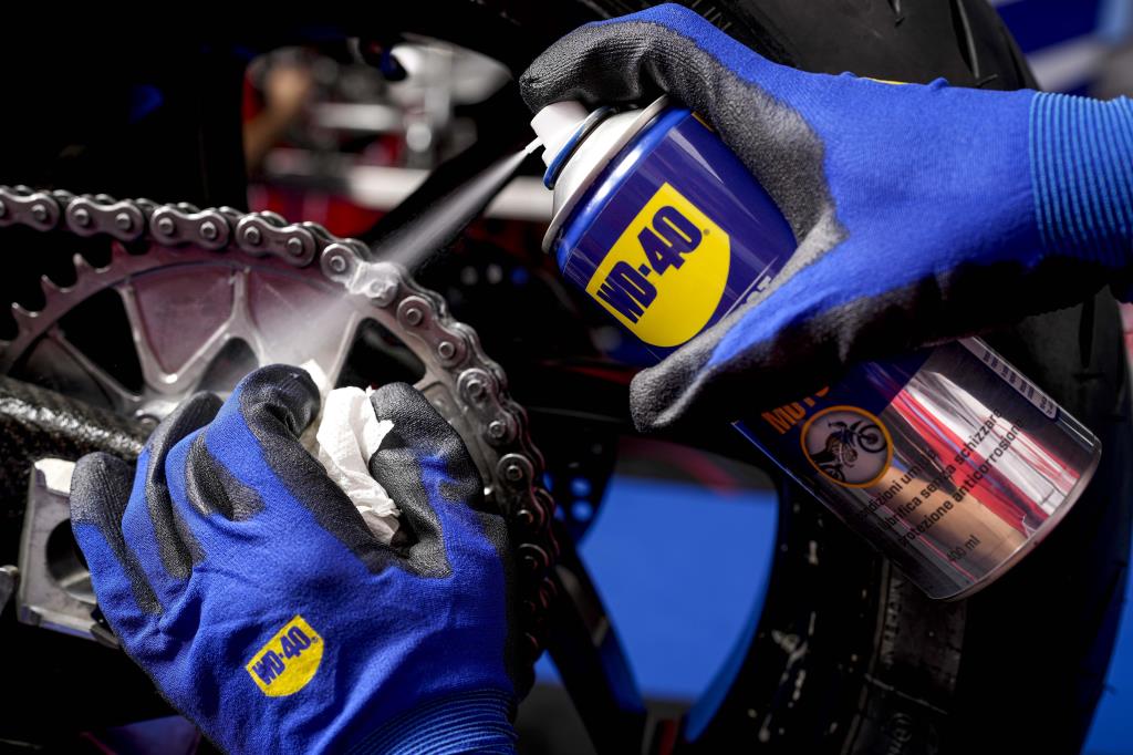 Graisse WD40 Graisse Chaîne Conditions Humides WD-40 Specialist Moto 400 ml - ref. 33788/46