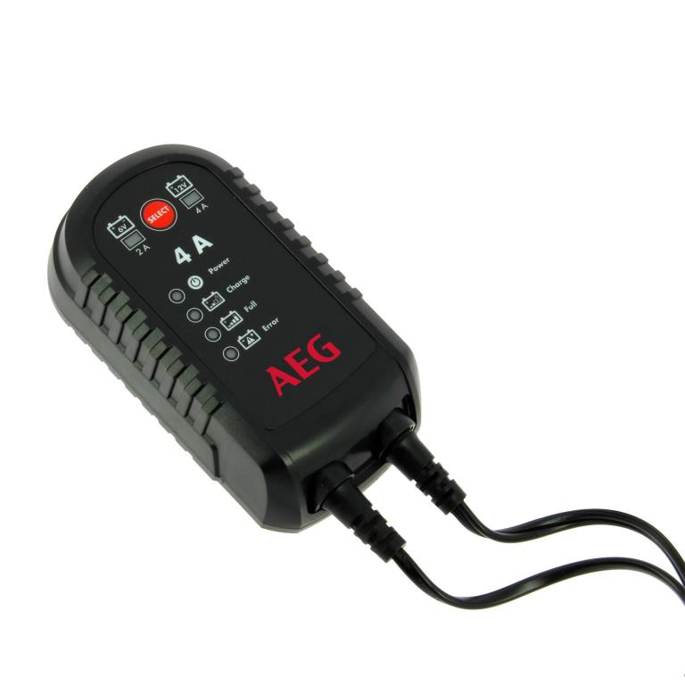 Chargeur de batterie de voiture ((de 6 à 12 V, et câbles)) AEG ref. 005183