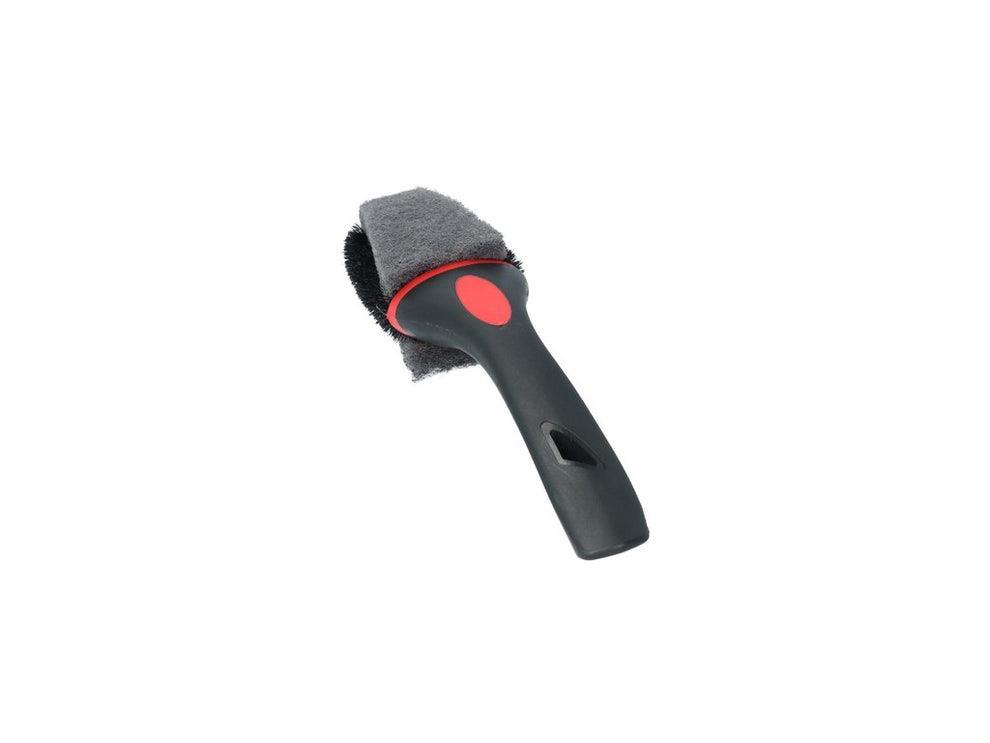 Cepillo limpiador para llantas CARPOINT ref. 1710117