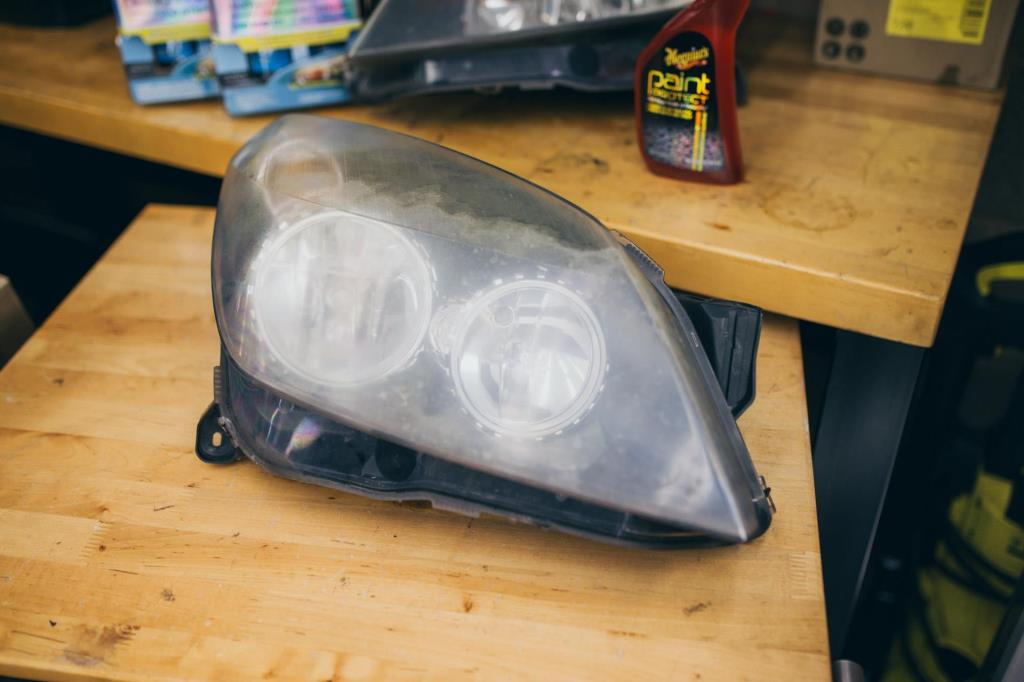 Kit rénovateur d'optiques (Rénovateur phare) Meguiar's ref. G2000EU