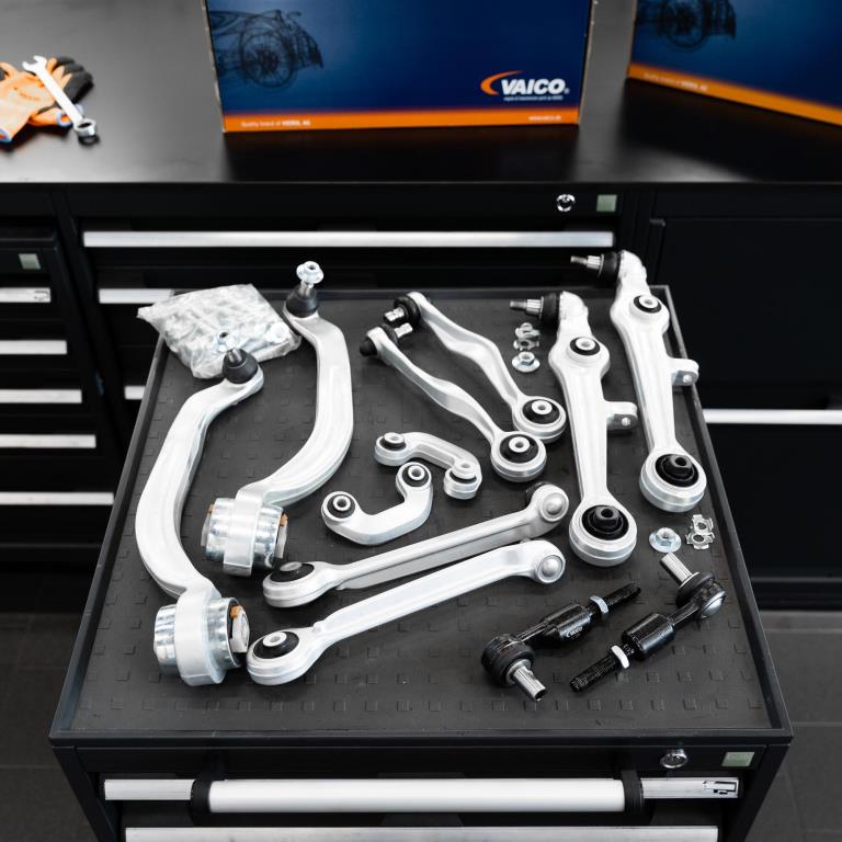 Kit de réparation, bras de suspension VAICO V10-7205