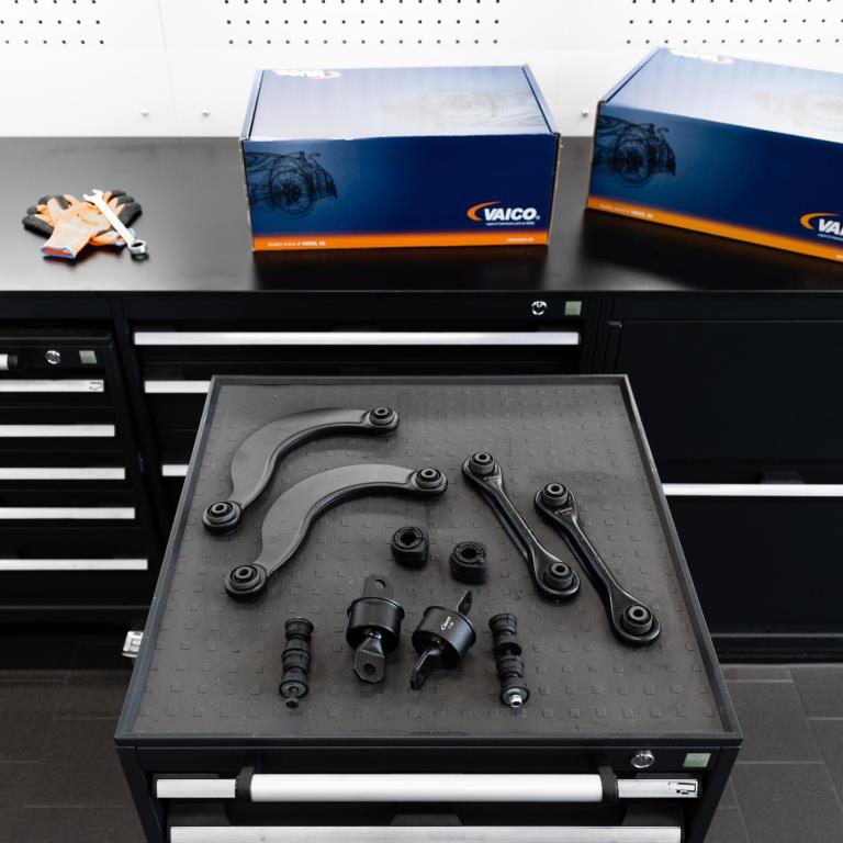 Kit de réparation, bras de suspension VAICO ref. V25-9698