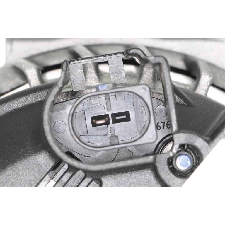 Alternateur VEMO ref. V10-13-50012