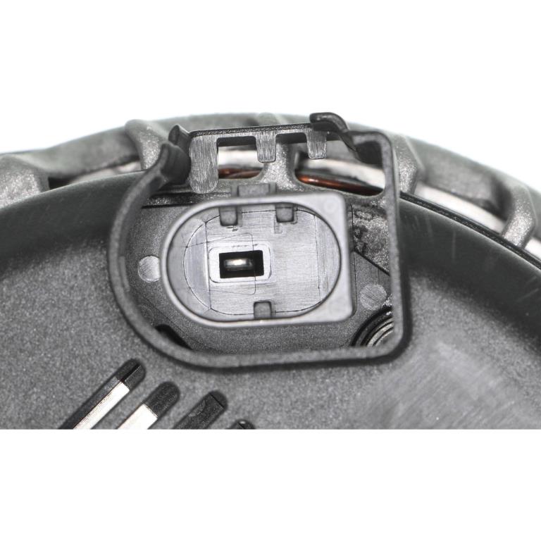 Alternateur VEMO ref. V10-13-50025