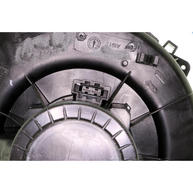 Pulseur d'air habitacle (Ventilateur habitacle) VEMO ref. V15-03-1931