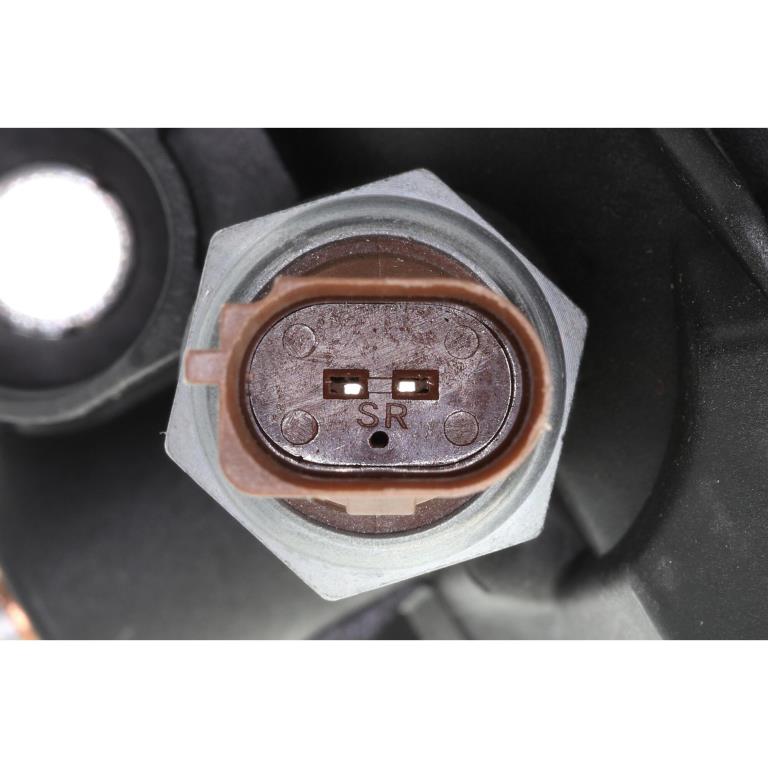 Radiador óleo motor VEMO ref. V15-60-0018